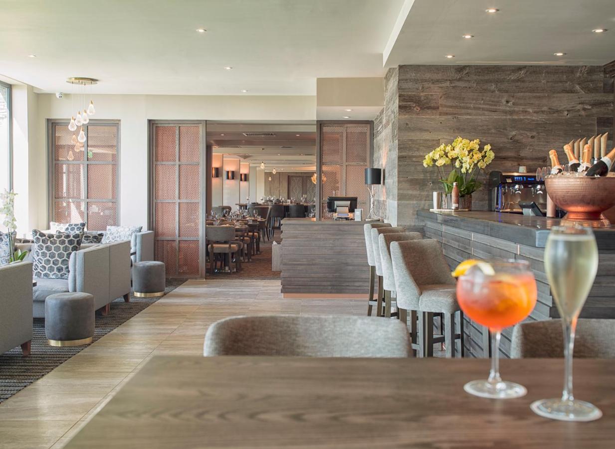 Boulevard Hotel 黑潭 外观 照片 The bar at the hotel