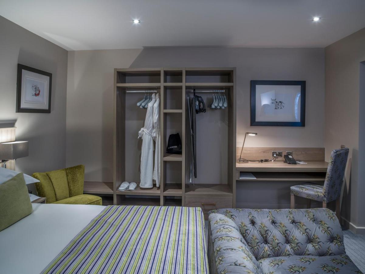 Boulevard Hotel 黑潭 外观 照片 A bedroom at the hotel