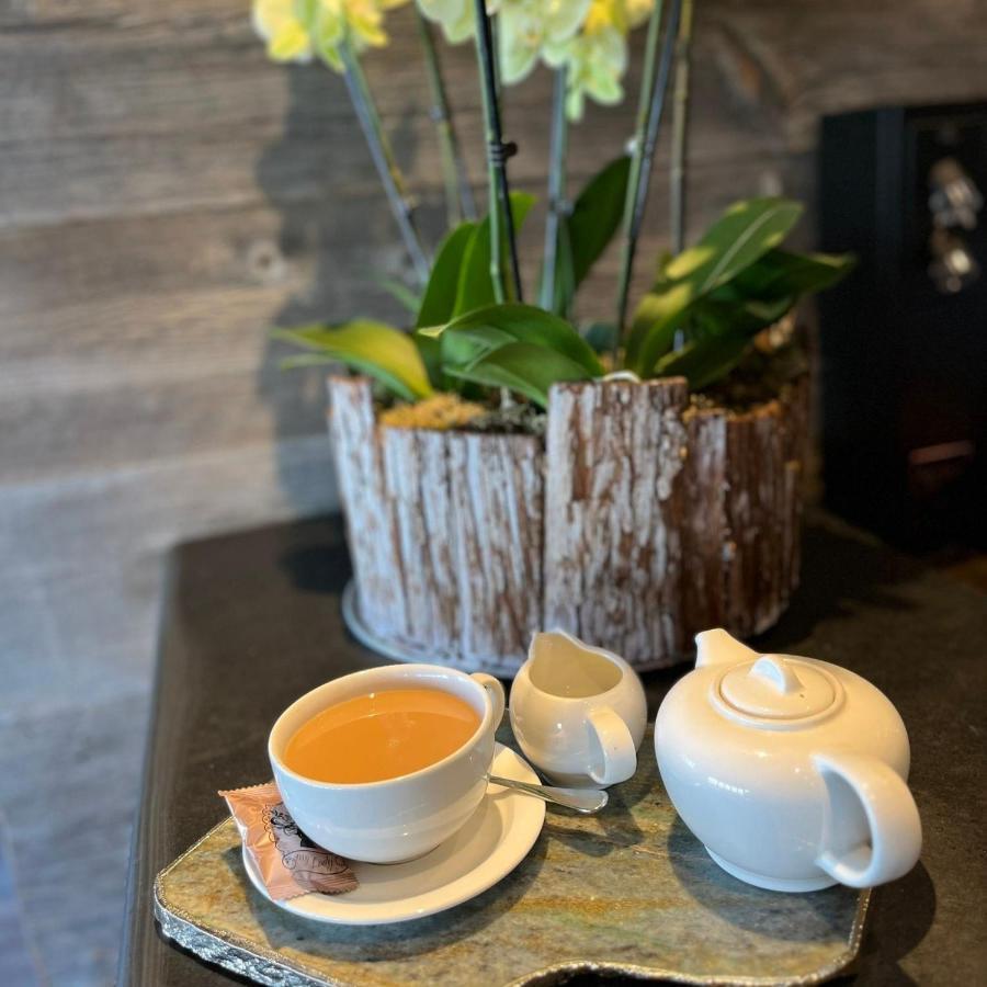 Boulevard Hotel 黑潭 外观 照片 A cup of tea