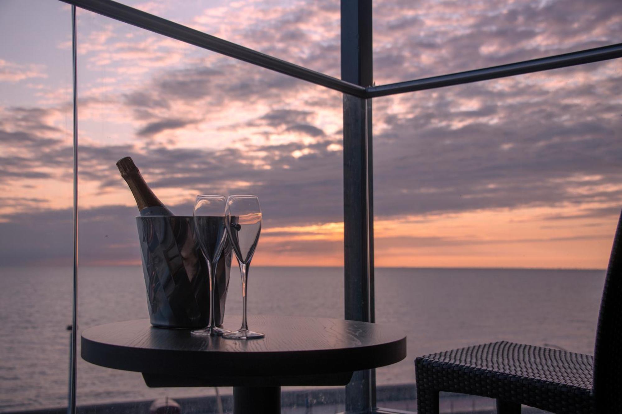Boulevard Hotel 黑潭 外观 照片 Sunset at the Cape of Good Hope