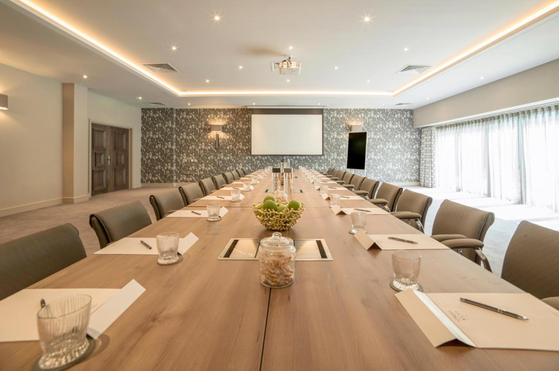 Boulevard Hotel 黑潭 外观 照片 The Boardroom at The Grove