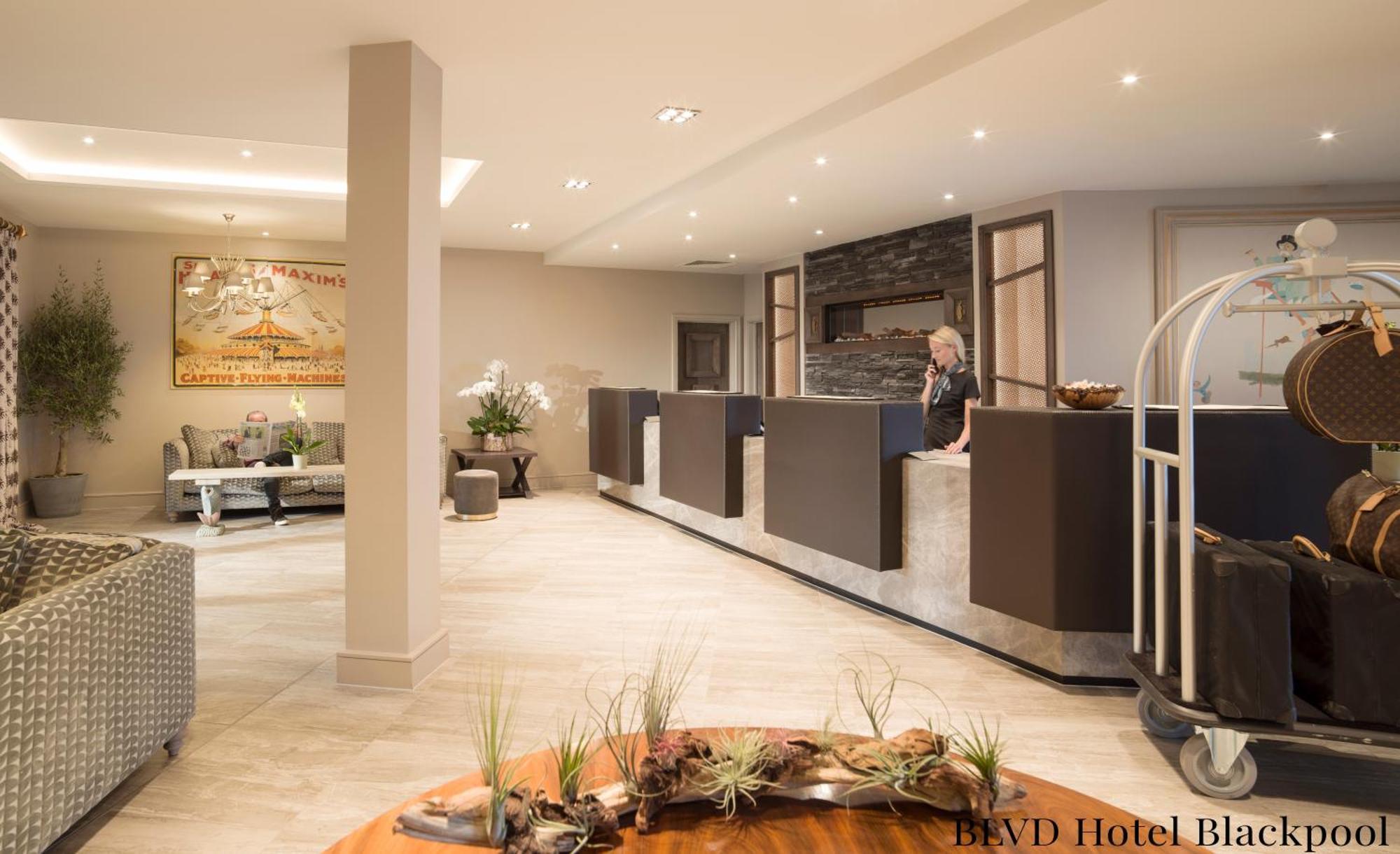 Boulevard Hotel 黑潭 外观 照片 Reception