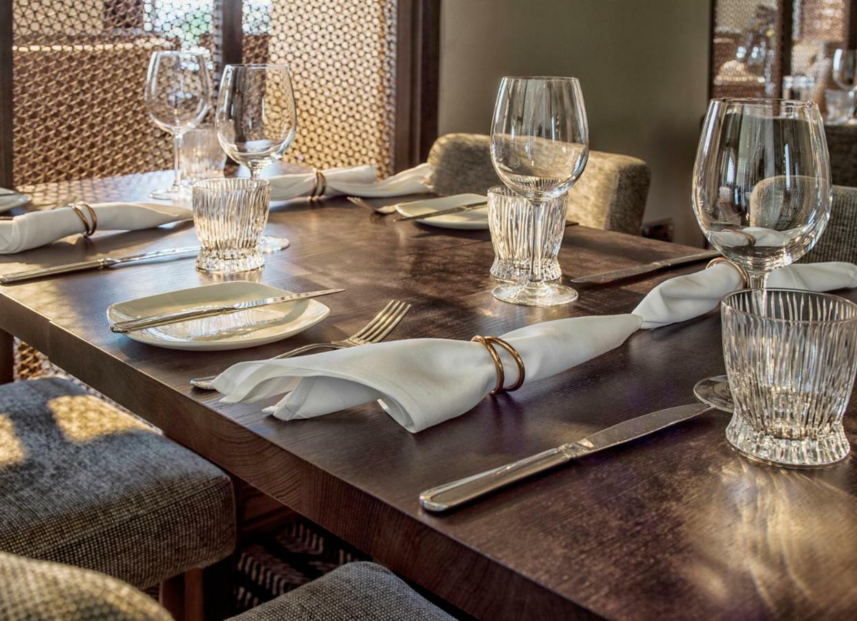 Boulevard Hotel 黑潭 外观 照片 A place setting
